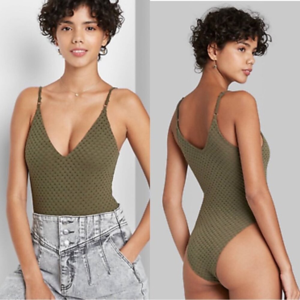 Wild Fable | Olive Green Eyelet Spaghetti Strap Bodysuit | Size Large